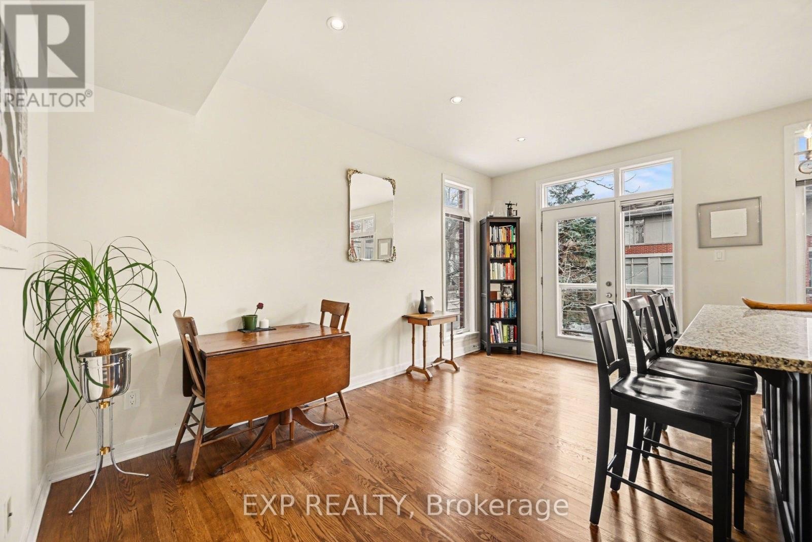 












51 CALLAGHAN PRIVATE

,
Ottawa,




Ontario
K2K0A6

