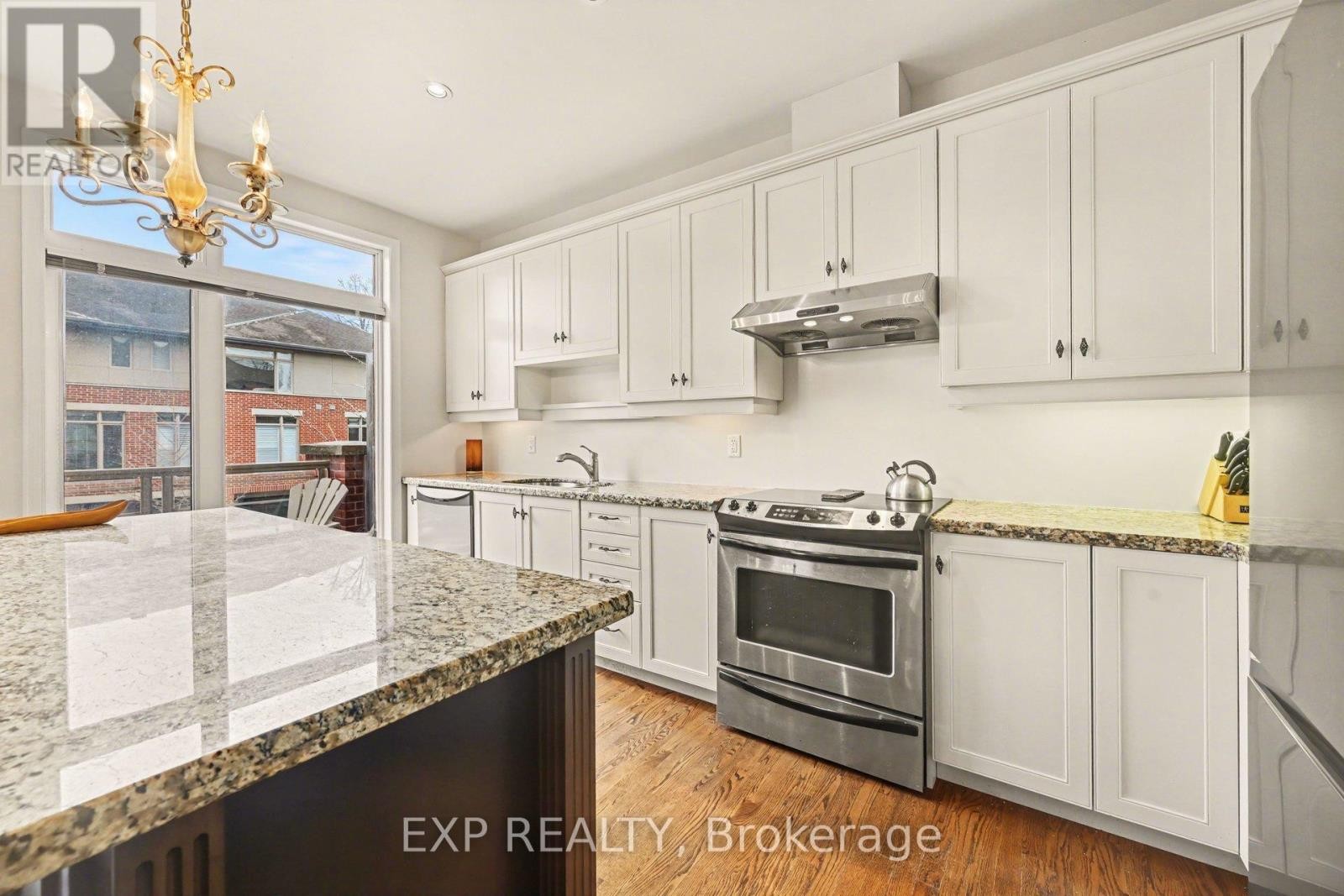 












51 CALLAGHAN PRIVATE

,
Ottawa,




Ontario
K2K0A6

