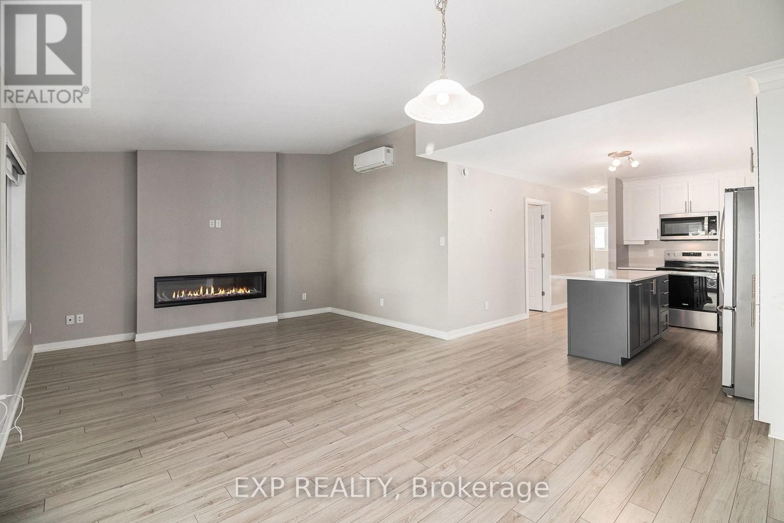 












410 - 99 ST MORITZ TRAIL

,
Russell,




Ontario
K0A1W0

