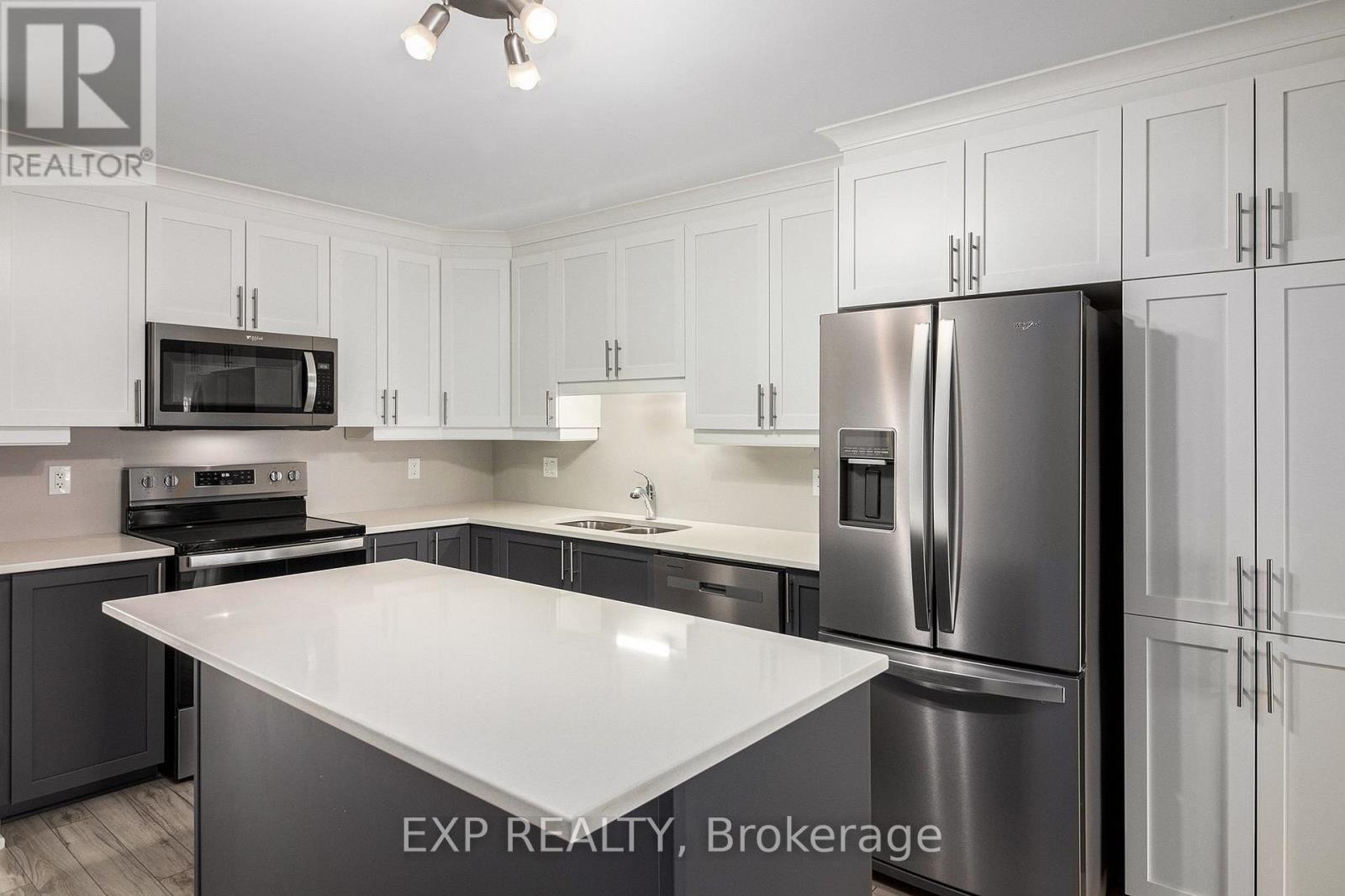 












410 - 99 ST MORITZ TRAIL

,
Russell,




Ontario
K0A1W0

