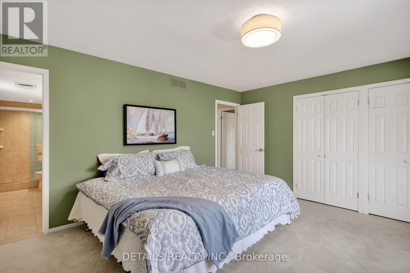 












37 GILLESPIE CRESCENT N

,
Ottawa,




Ontario
K1V0C1

