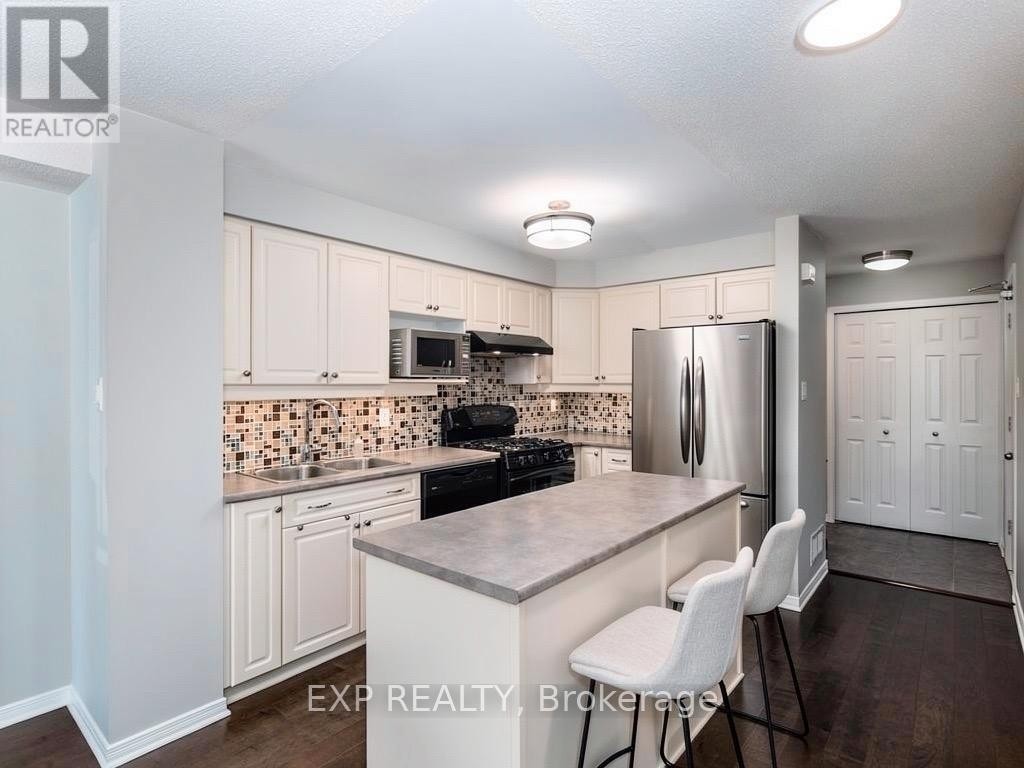 












10 - 4031 CANYON WALK DRIVE

,
Ottawa,




Ontario
K1V0Z4

