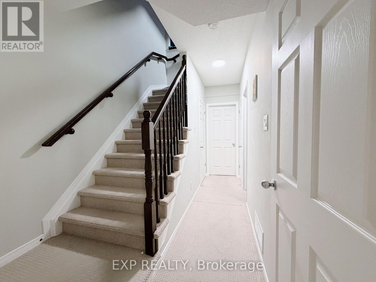 












10 - 4031 CANYON WALK DRIVE

,
Ottawa,




Ontario
K1V0Z4

