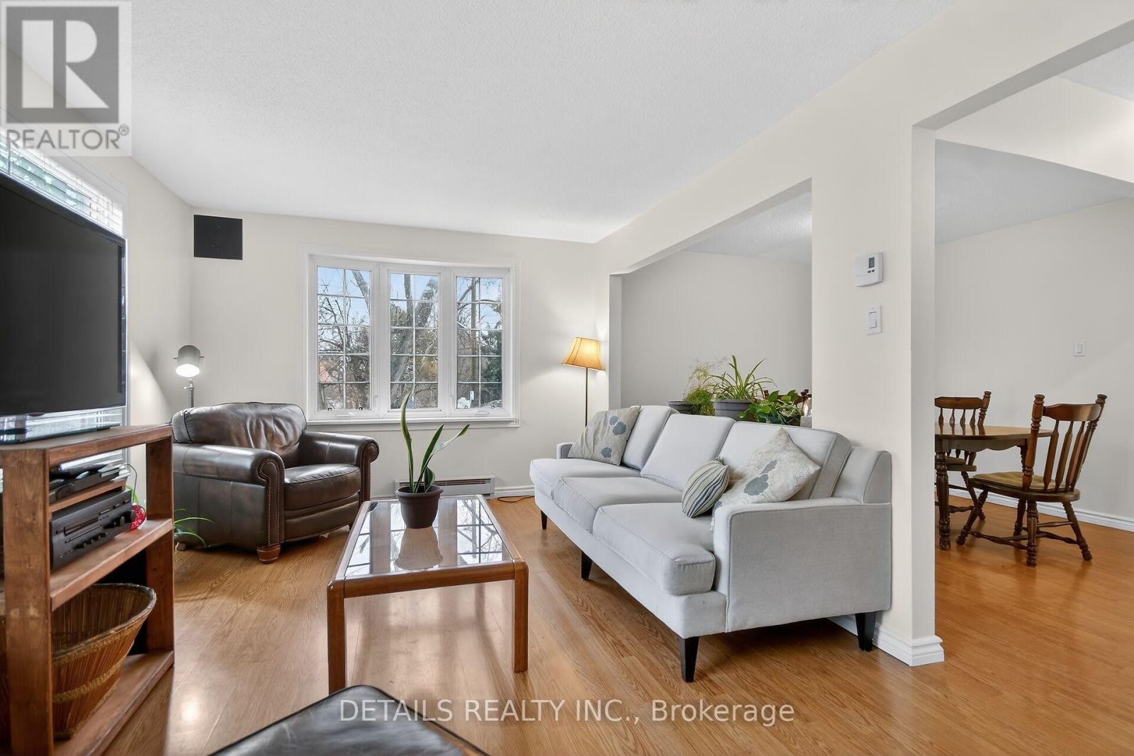 












5 - 40 APPLEBY PRIVATE

,
Ottawa,




Ontario
K2C3P4

