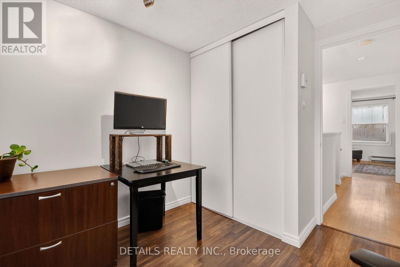 












5 - 40 APPLEBY PRIVATE

,
Ottawa,




Ontario
K2C3P4

