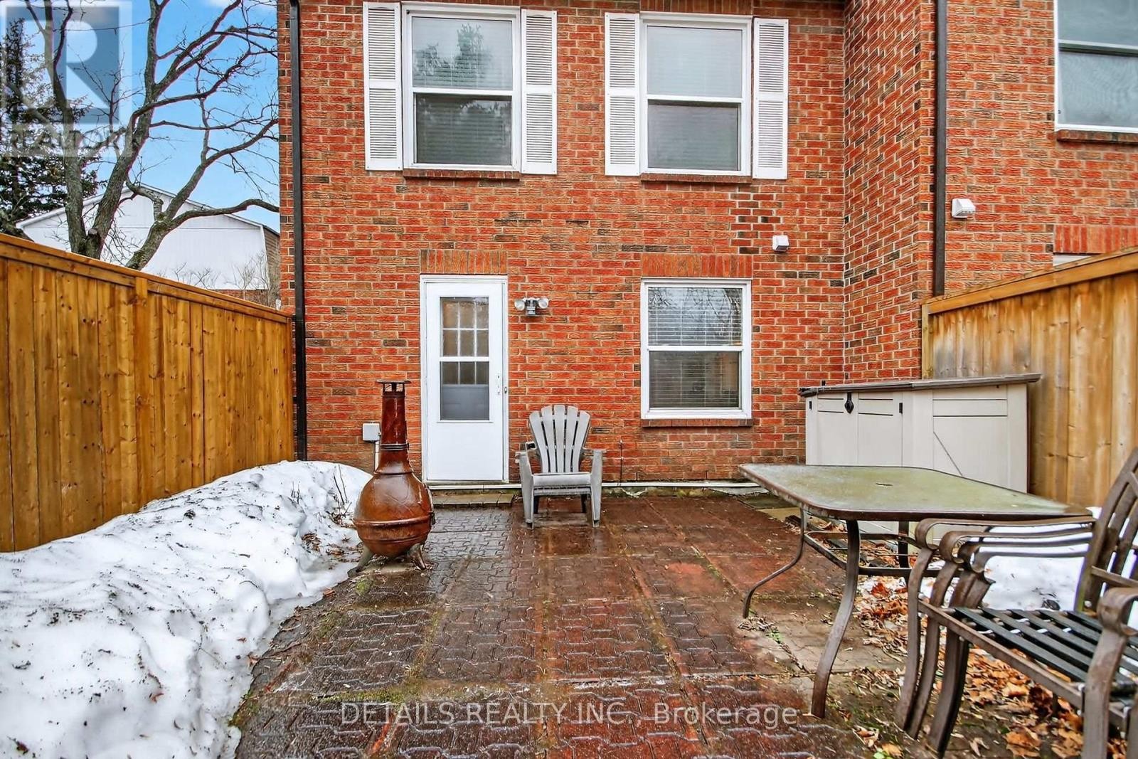 












5 - 40 APPLEBY PRIVATE

,
Ottawa,




Ontario
K2C3P4

