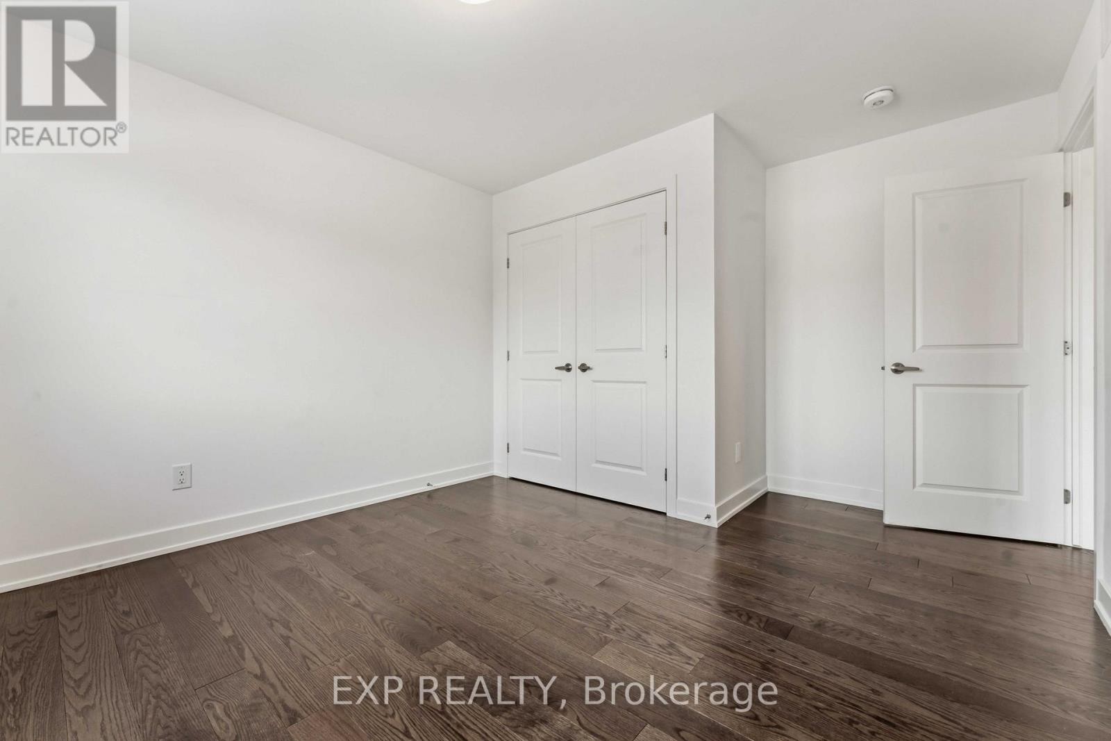 












911 DUXBURY LANE

,
Ottawa,




Ontario
K4M0M2

