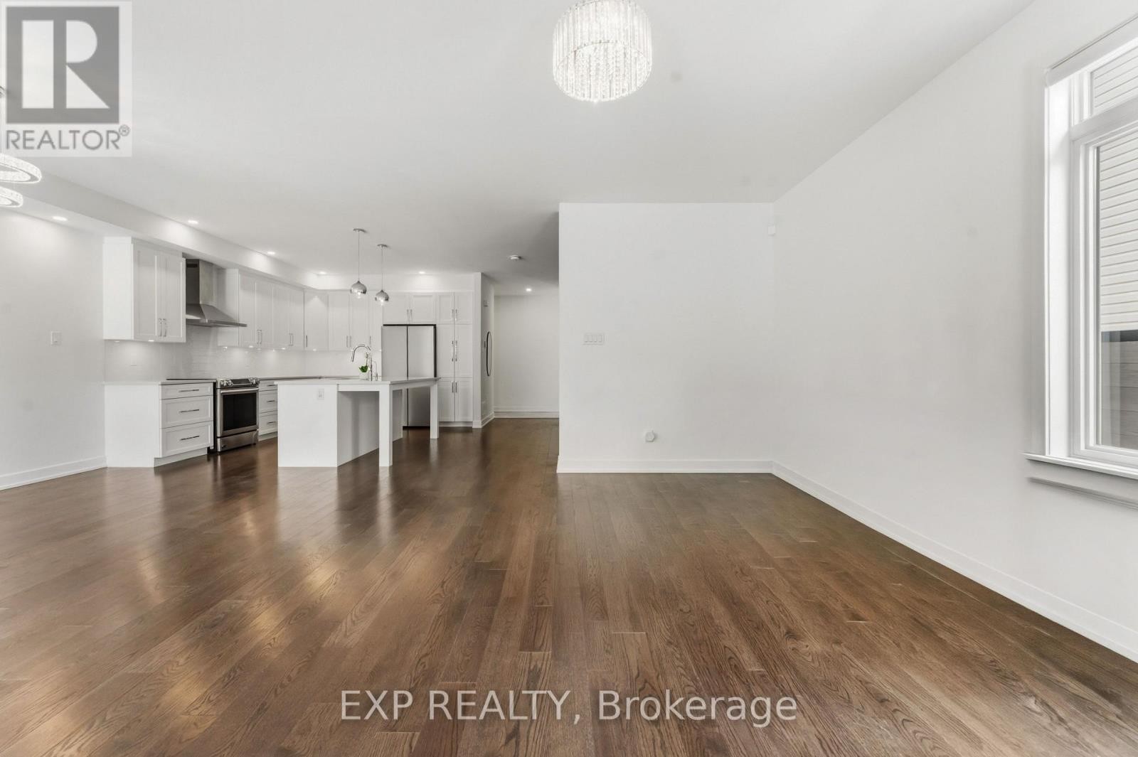 












911 DUXBURY LANE

,
Ottawa,




Ontario
K4M0M2

