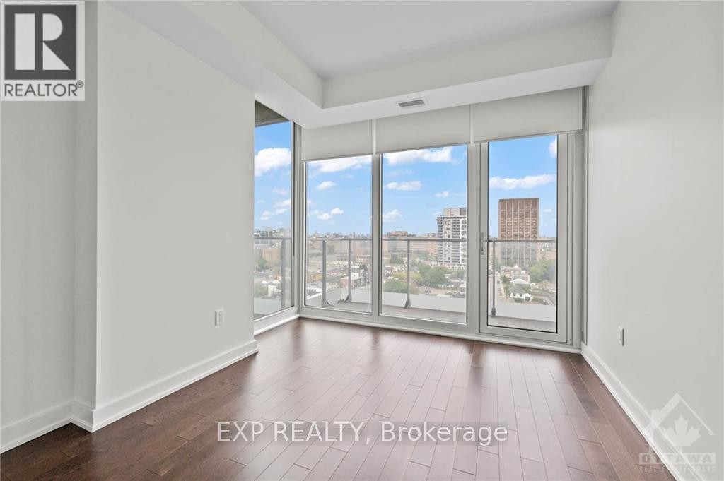 












1107 - 111 CHAMPAGNE AVENUE S

,
Ottawa,




Ontario
K1S5V3

