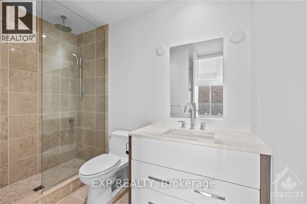 












1107 - 111 CHAMPAGNE AVENUE S

,
Ottawa,




Ontario
K1S5V3

