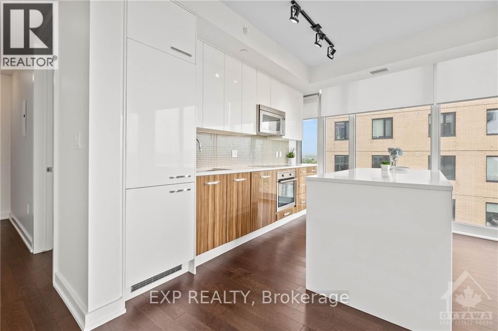 












1107 - 111 CHAMPAGNE AVENUE S

,
Ottawa,




Ontario
K1S5V3

