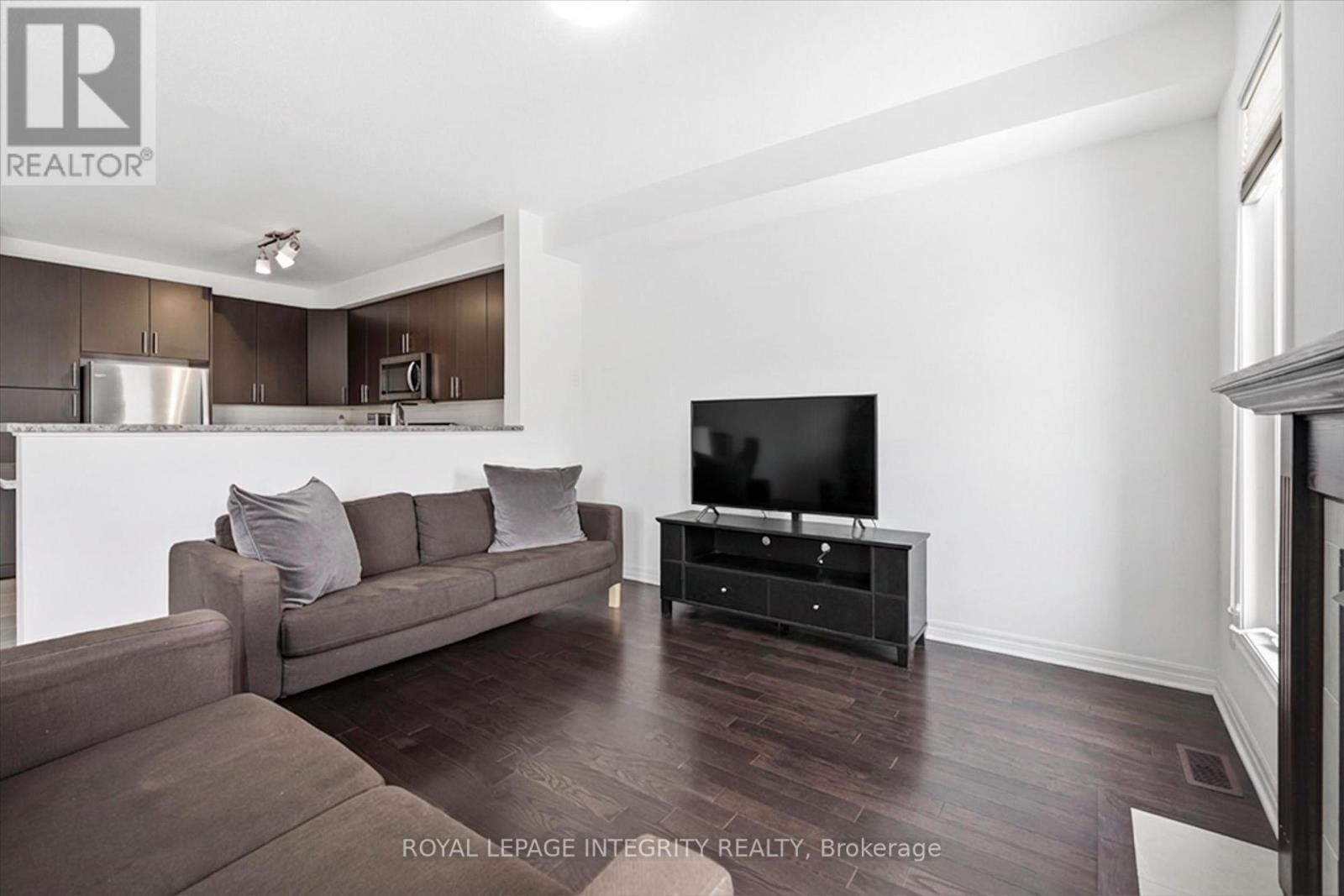 












88 CHEVRON PLACE

,
Ottawa,




Ontario
K1W0L6

