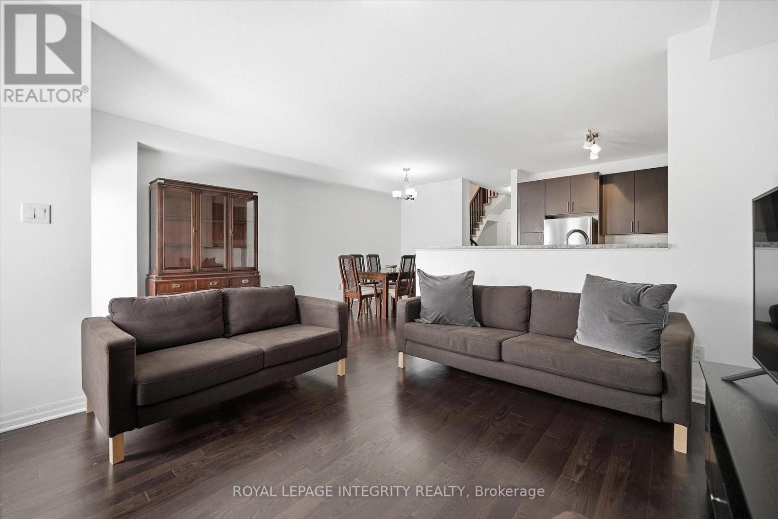 












88 CHEVRON PLACE

,
Ottawa,




Ontario
K1W0L6

