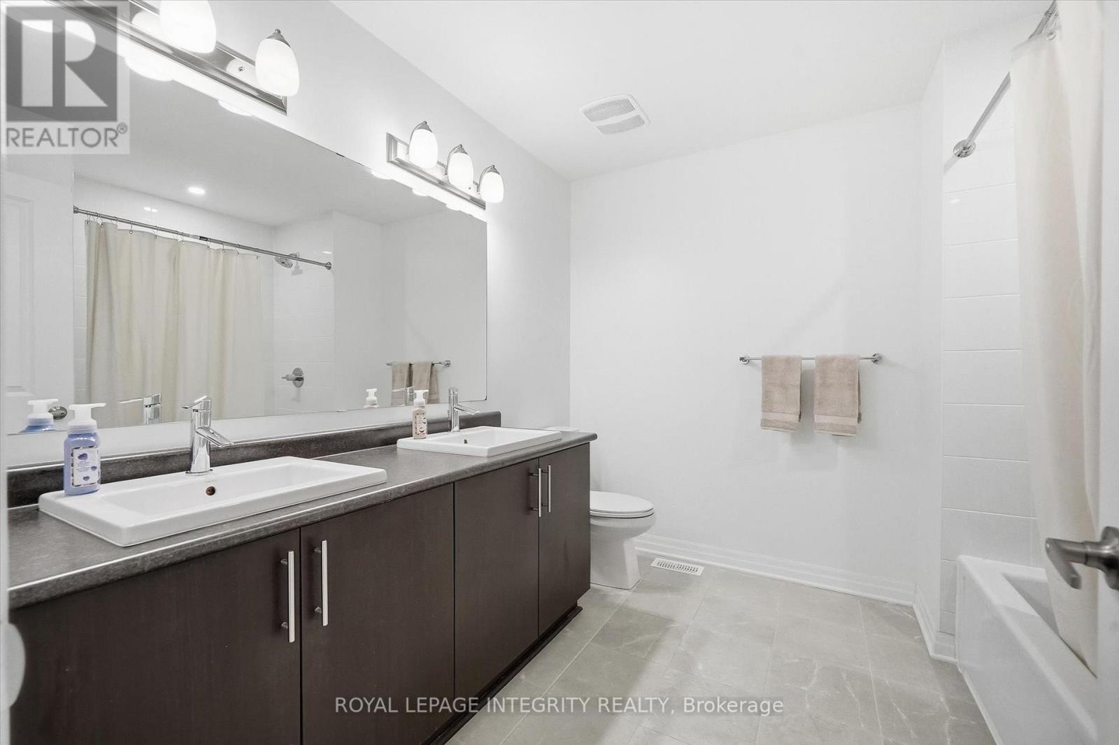 












88 CHEVRON PLACE

,
Ottawa,




Ontario
K1W0L6

