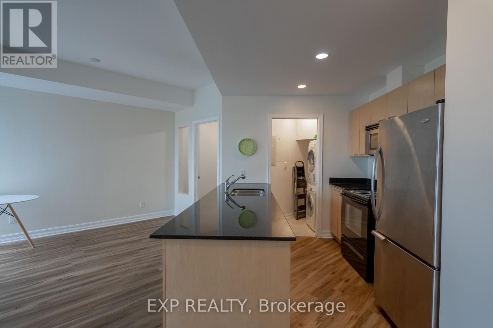 












603 - 1227 WELLINGTON STREET W

,
Ottawa,




Ontario
K1Y0G7

