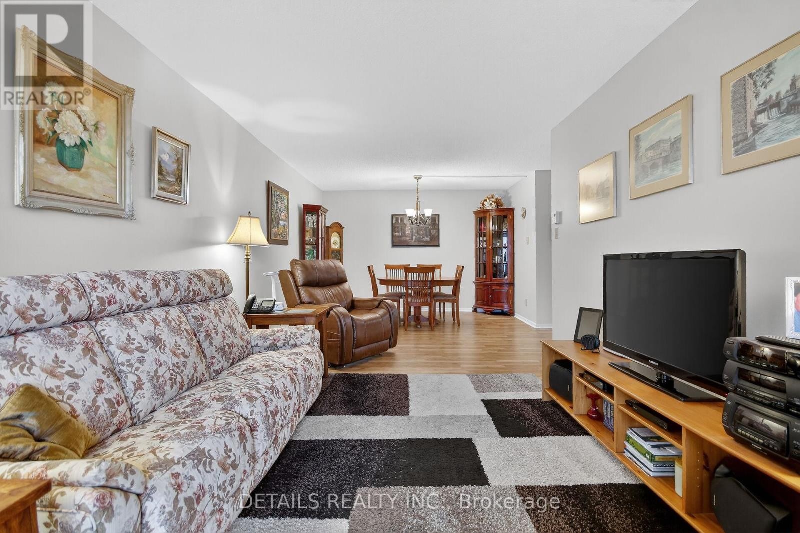 












2201 - 900 DYNES ROAD

,
Ottawa,




Ontario
K2C3L6

