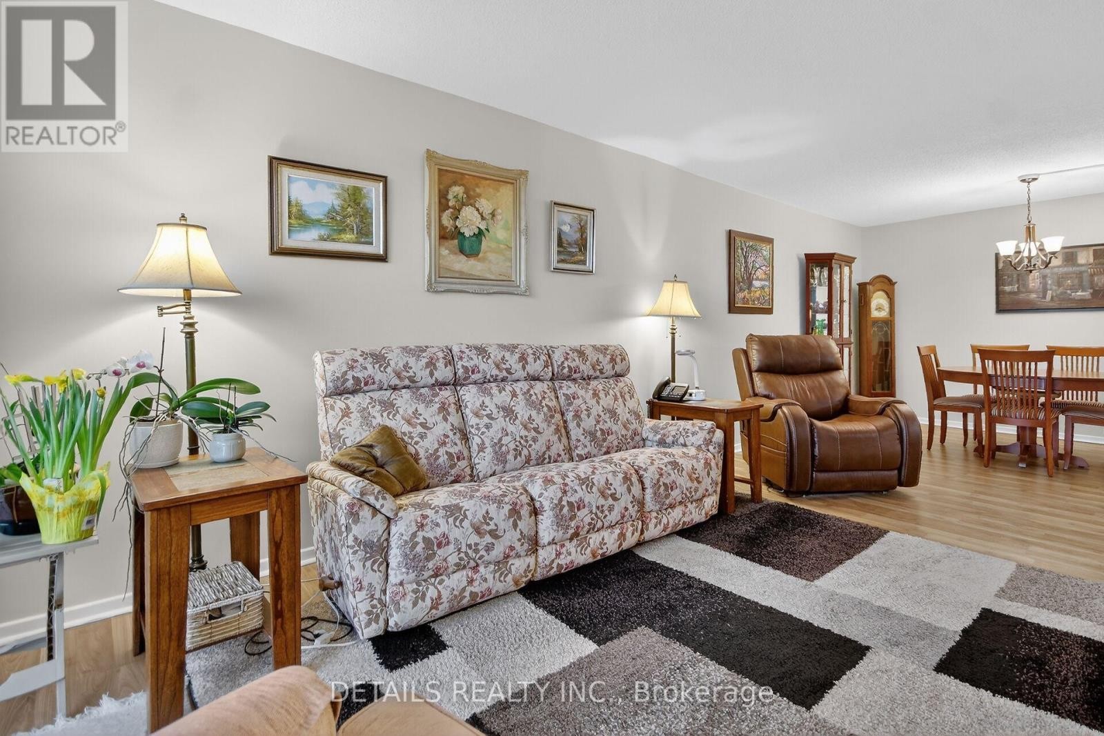 












2201 - 900 DYNES ROAD

,
Ottawa,




Ontario
K2C3L6


