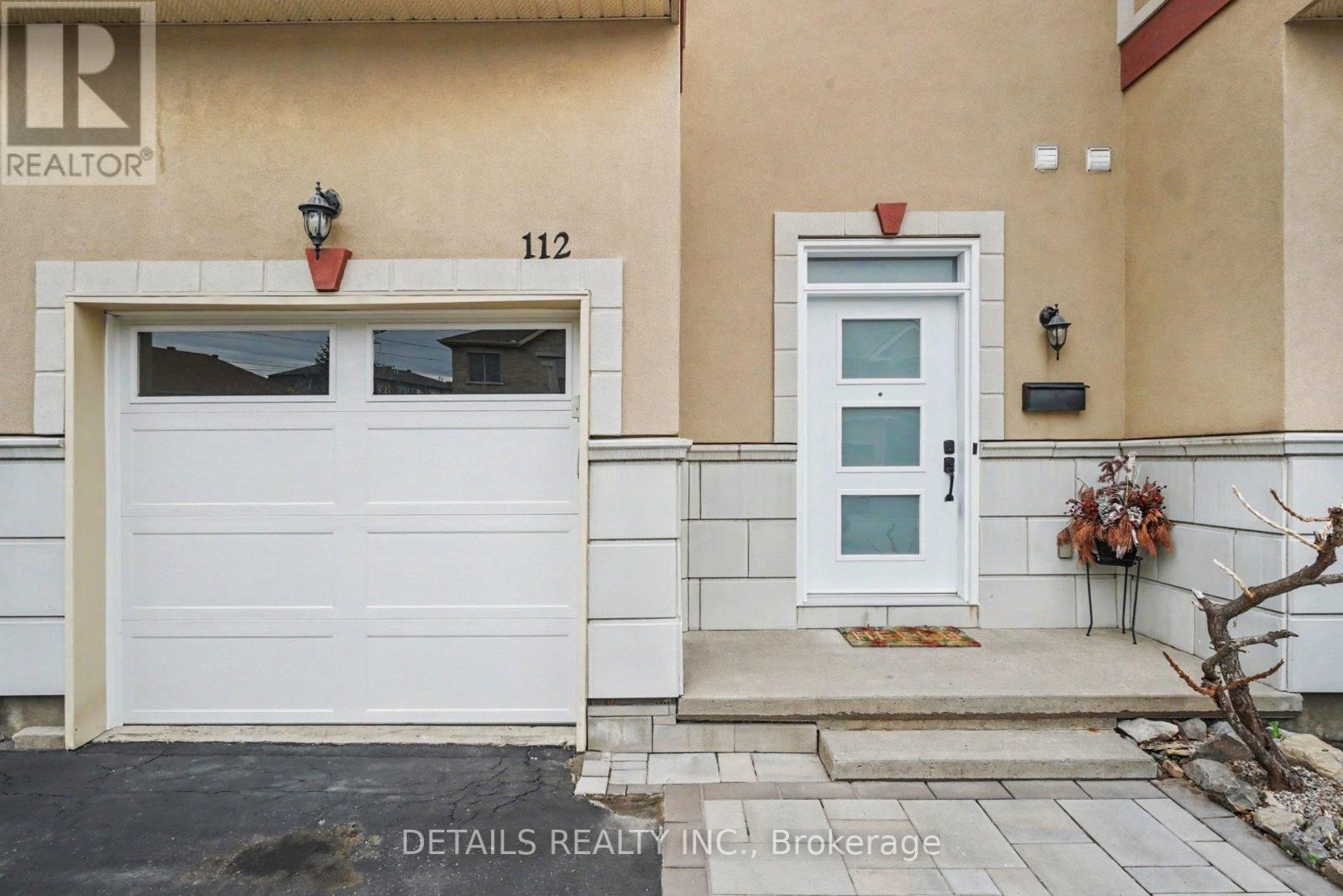 












112 WHISPERING WINDS WAY

,
Ottawa,




Ontario
K1W0B7

