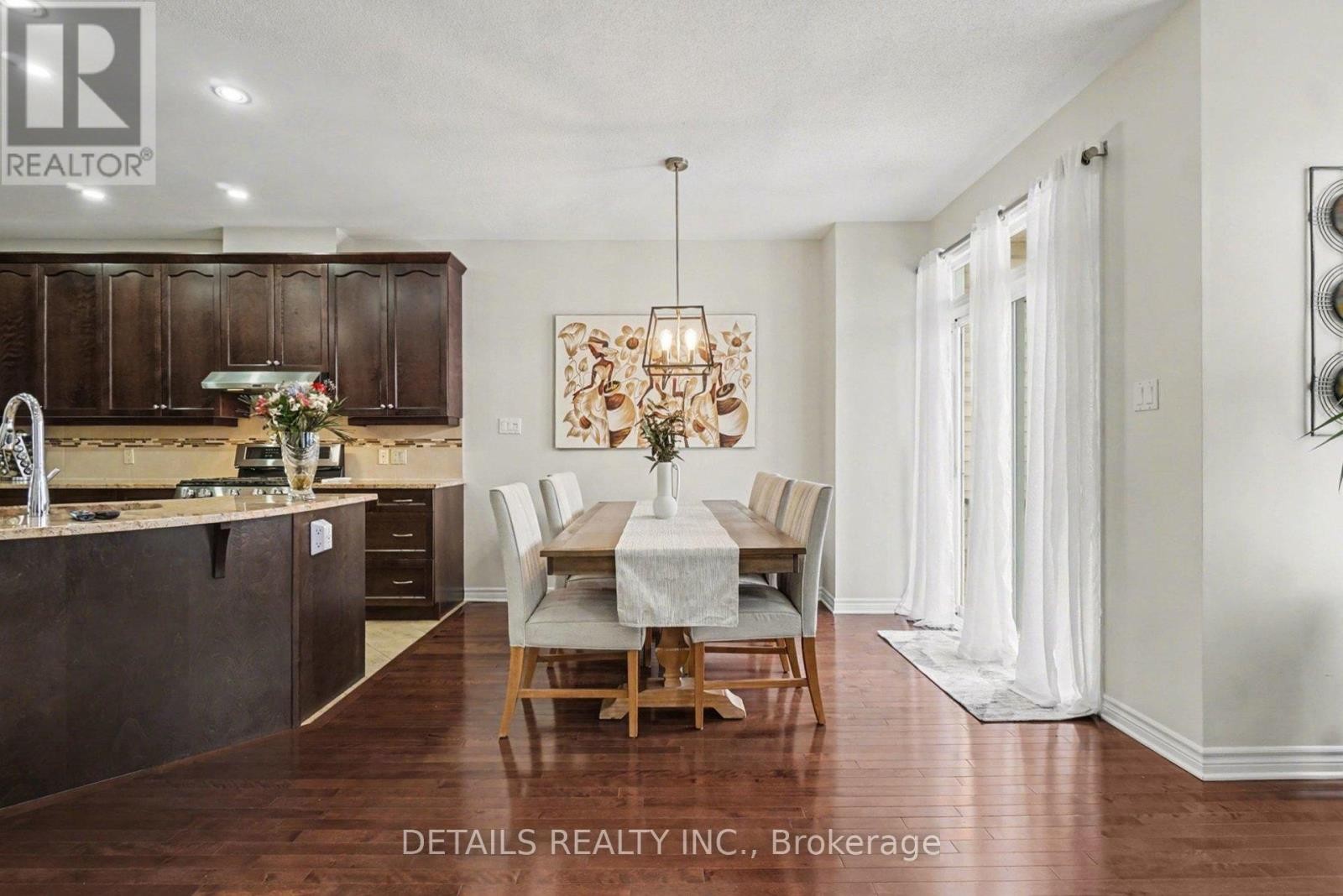 












112 WHISPERING WINDS WAY

,
Ottawa,




Ontario
K1W0B7

