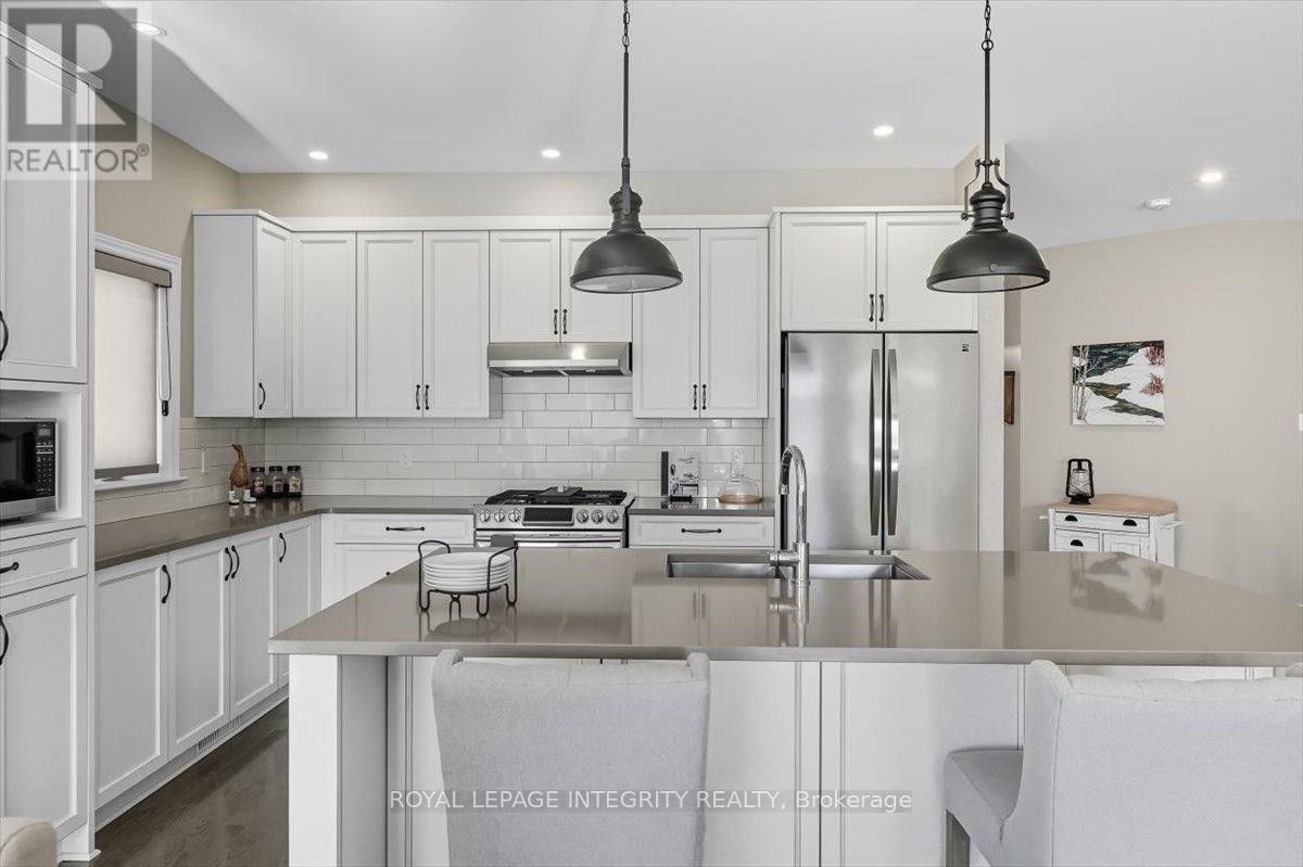 












819 TEWIN CIRCLE

,
Ottawa,




Ontario
K4A1K2

