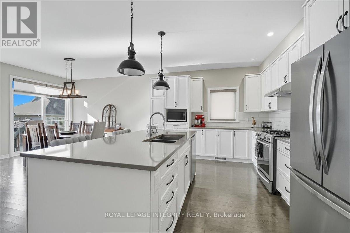 












819 TEWIN CIRCLE

,
Ottawa,




Ontario
K4A1K2

