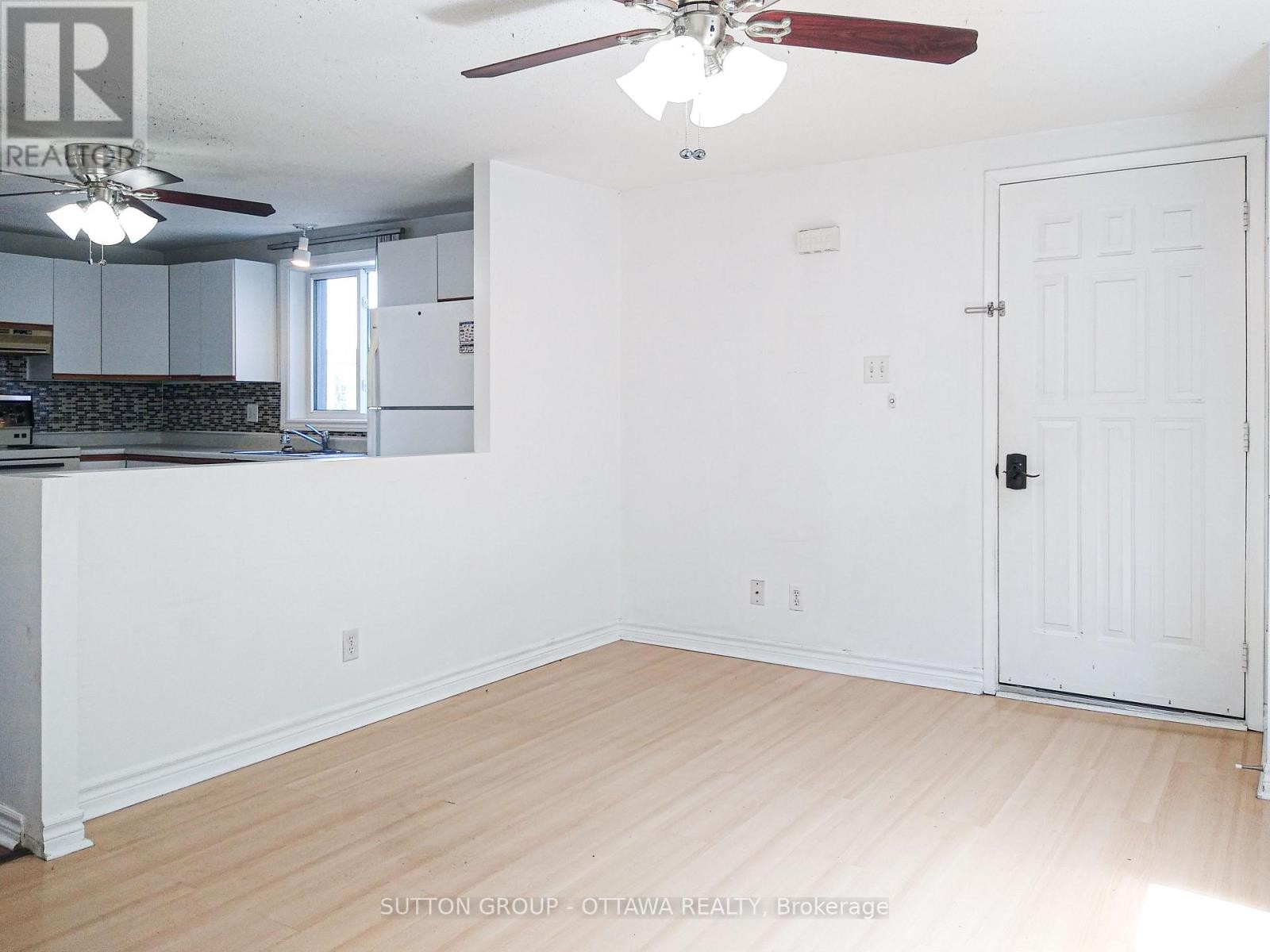 












309 CYR AVENUE

,
Ottawa,




Ontario
K1L7N6

