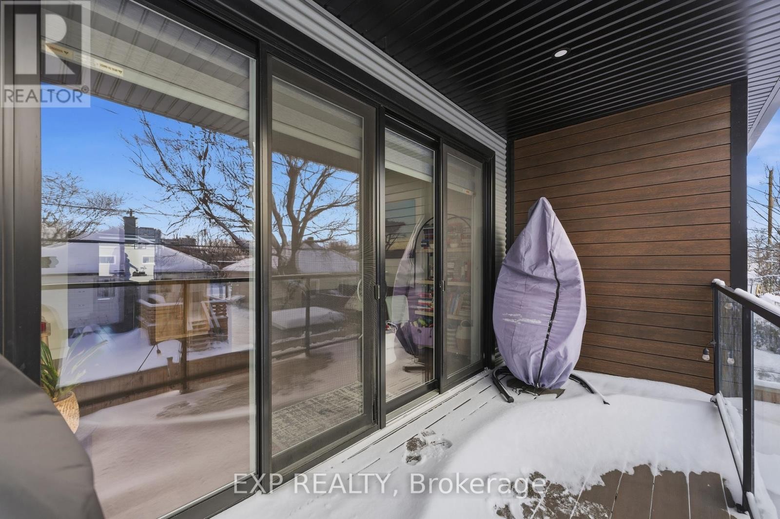 












158 MARIER AVENUE

,
Ottawa,




Ontario
K1L5S1

