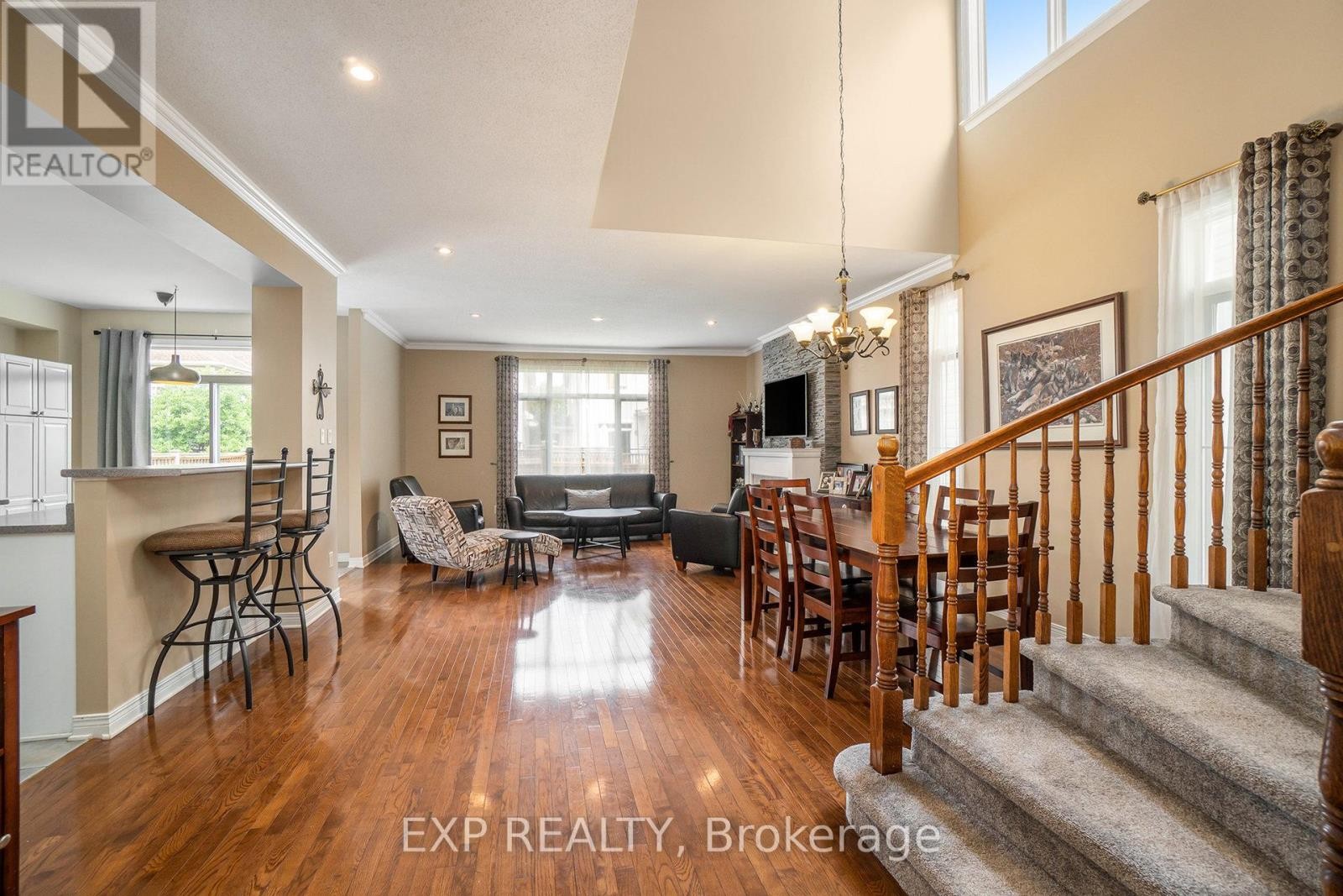 












15 ESCADE DRIVE

,
Ottawa,




Ontario
K2G6R9

