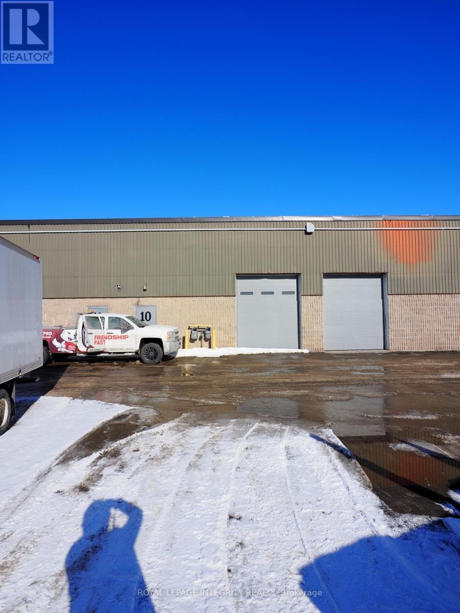 












10-11 - 2295 STEVENAGE DRIVE

,
Ottawa,




Ontario
K1G3W1

