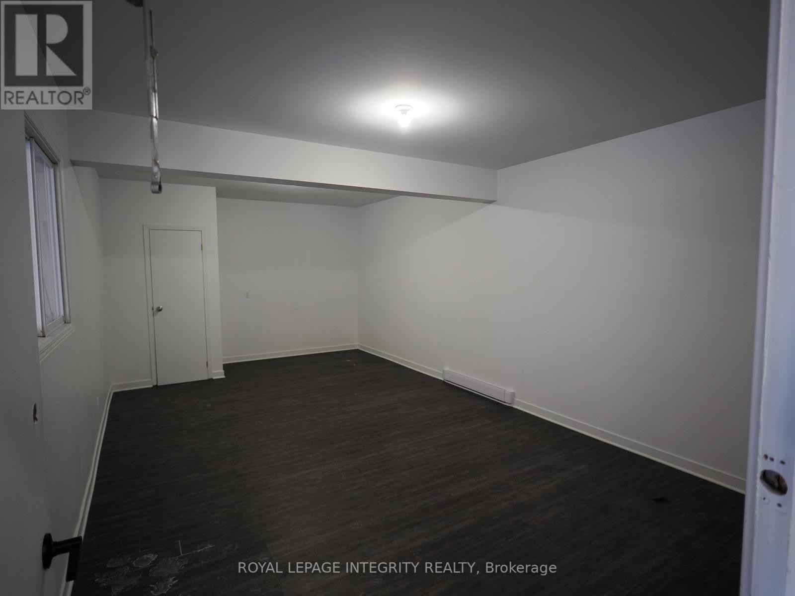 












10-11 - 2295 STEVENAGE DRIVE

,
Ottawa,




Ontario
K1G3W1

