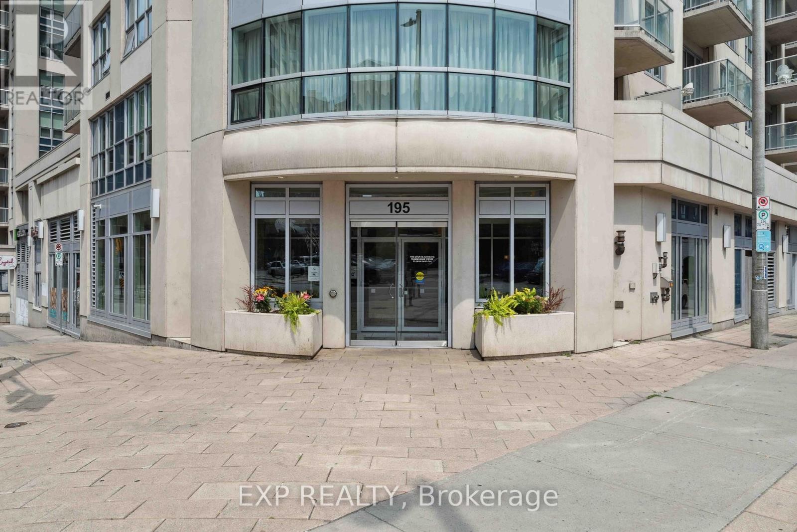 












1805 - 195 BESSERER STREET

,
Ottawa,




Ontario
K1N0B6

