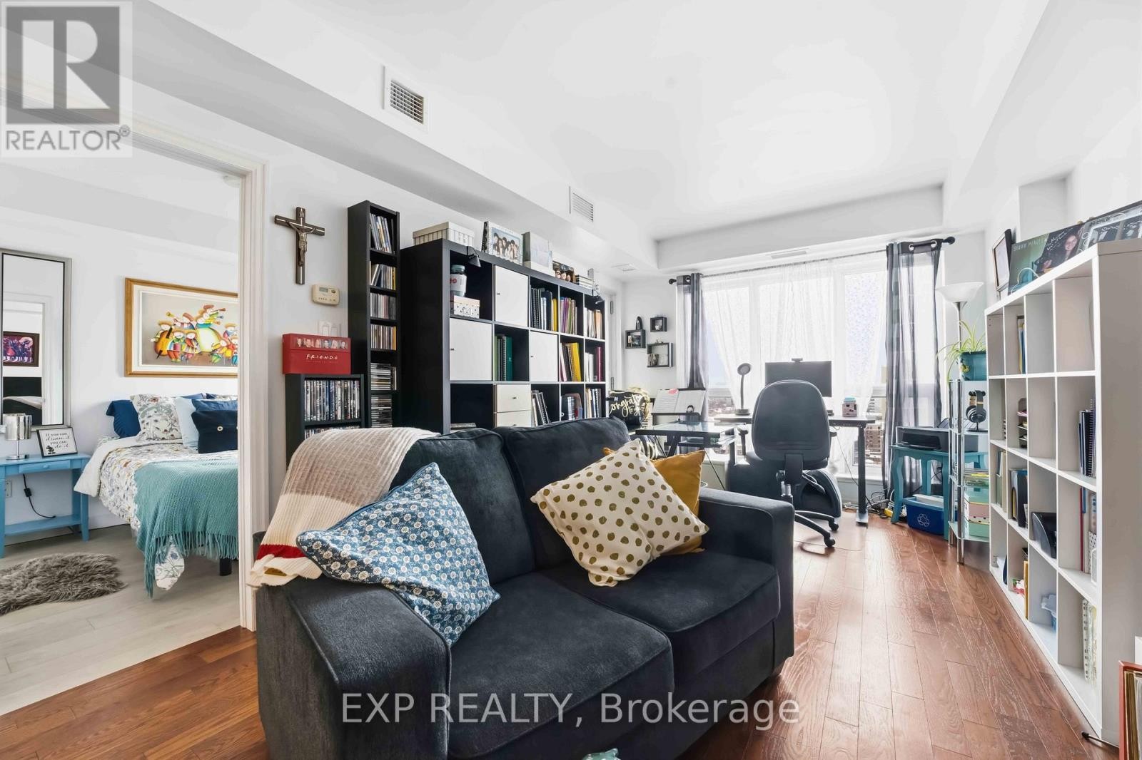 












1805 - 195 BESSERER STREET

,
Ottawa,




Ontario
K1N0B6

