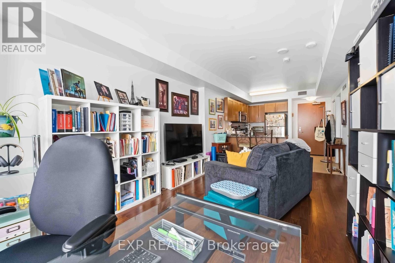 












1805 - 195 BESSERER STREET

,
Ottawa,




Ontario
K1N0B6

