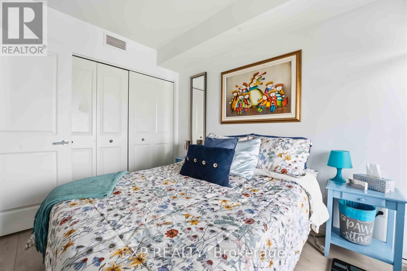 












1805 - 195 BESSERER STREET

,
Ottawa,




Ontario
K1N0B6

