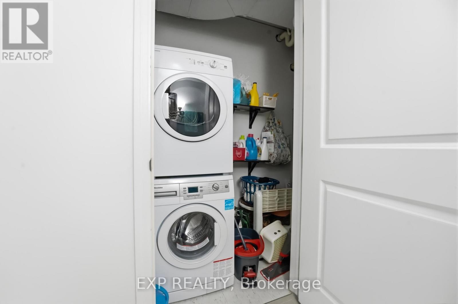 












1805 - 195 BESSERER STREET

,
Ottawa,




Ontario
K1N0B6

