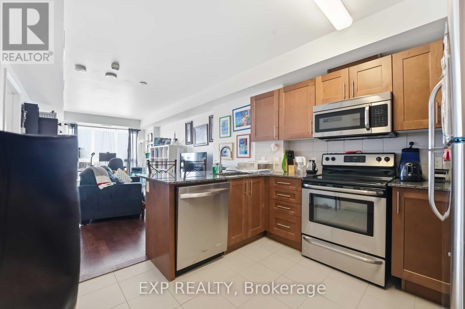 












1805 - 195 BESSERER STREET

,
Ottawa,




Ontario
K1N0B6

