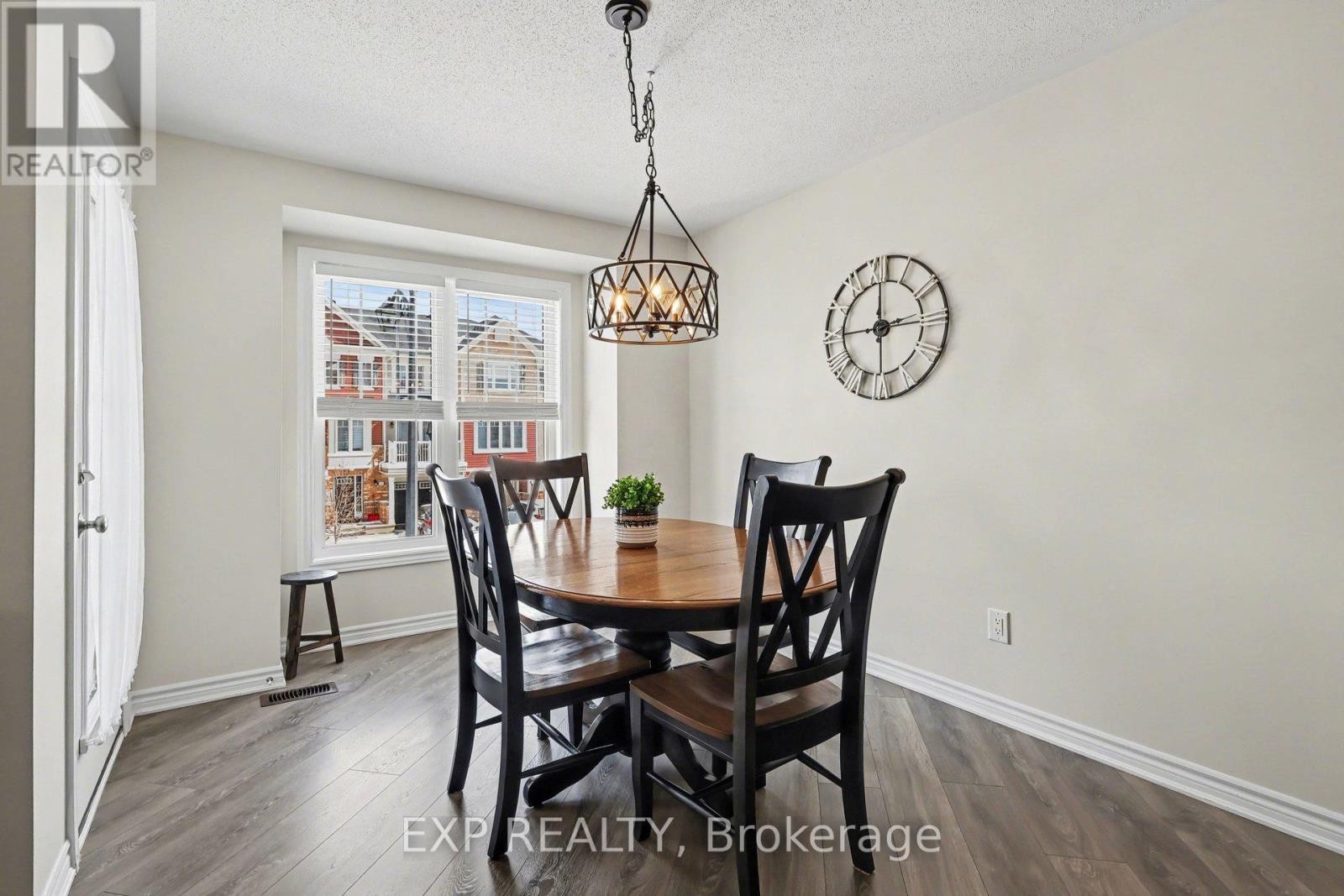 












421 GERARDIA LANE

,
Ottawa,




Ontario
K4A1C6

