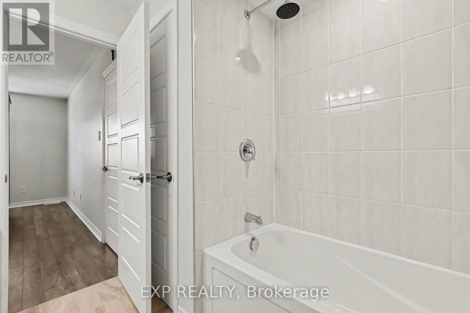 












421 GERARDIA LANE

,
Ottawa,




Ontario
K4A1C6

