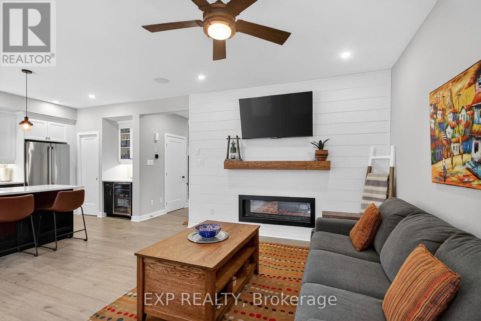 












169 BRISTOL CRESCENT

,
North Grenville,




Ontario
K0G1J0

