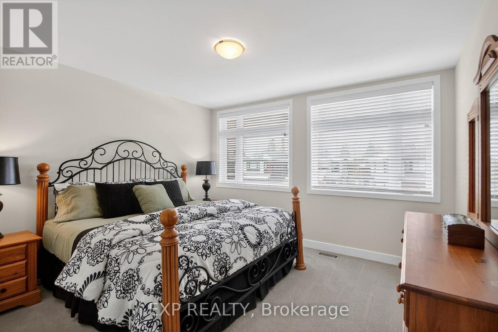 












169 BRISTOL CRESCENT

,
North Grenville,




Ontario
K0G1J0

