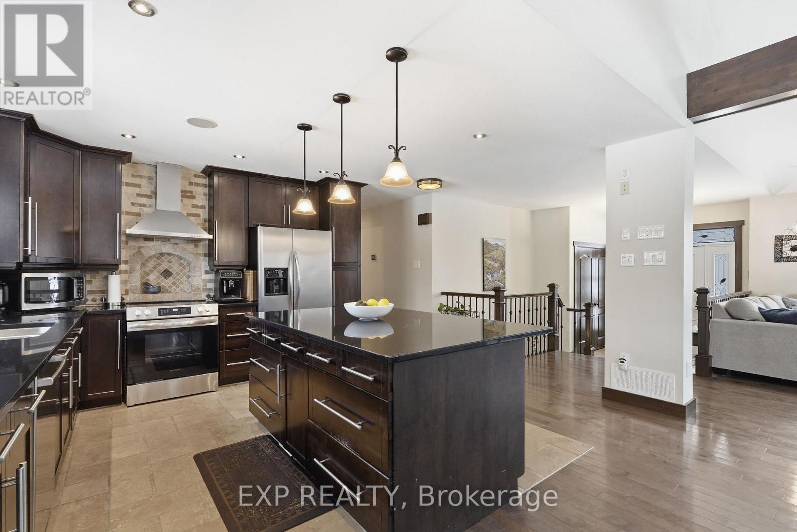 












1105 VINETTE ROAD

,
Clarence-Rockland,




Ontario
K0A1N0

