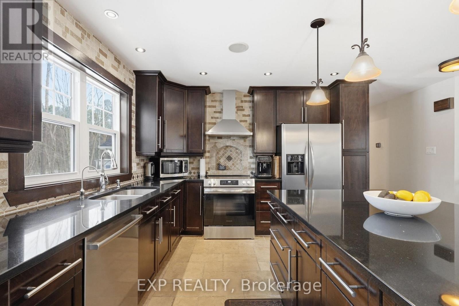 












1105 VINETTE ROAD

,
Clarence-Rockland,




Ontario
K0A1N0

