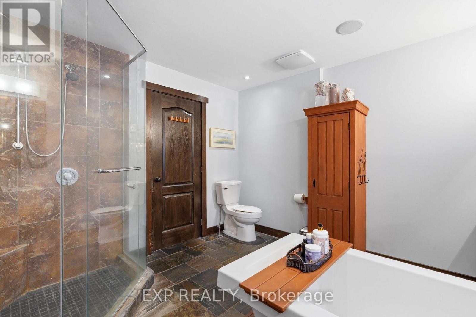 












1105 VINETTE ROAD

,
Clarence-Rockland,




Ontario
K0A1N0

