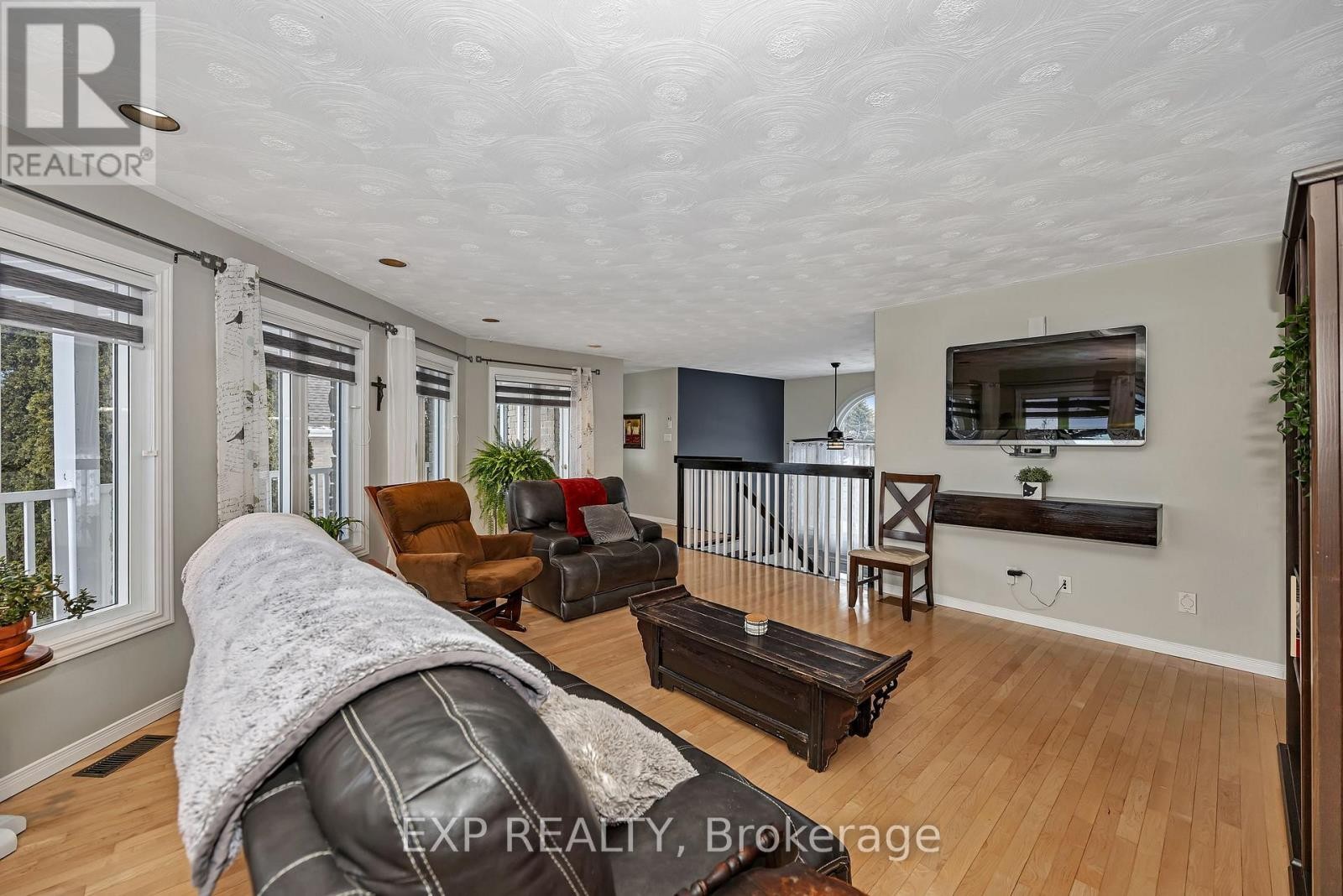 












806 LAVAL STREET

,
Casselman,




Ontario
K0A1M0

