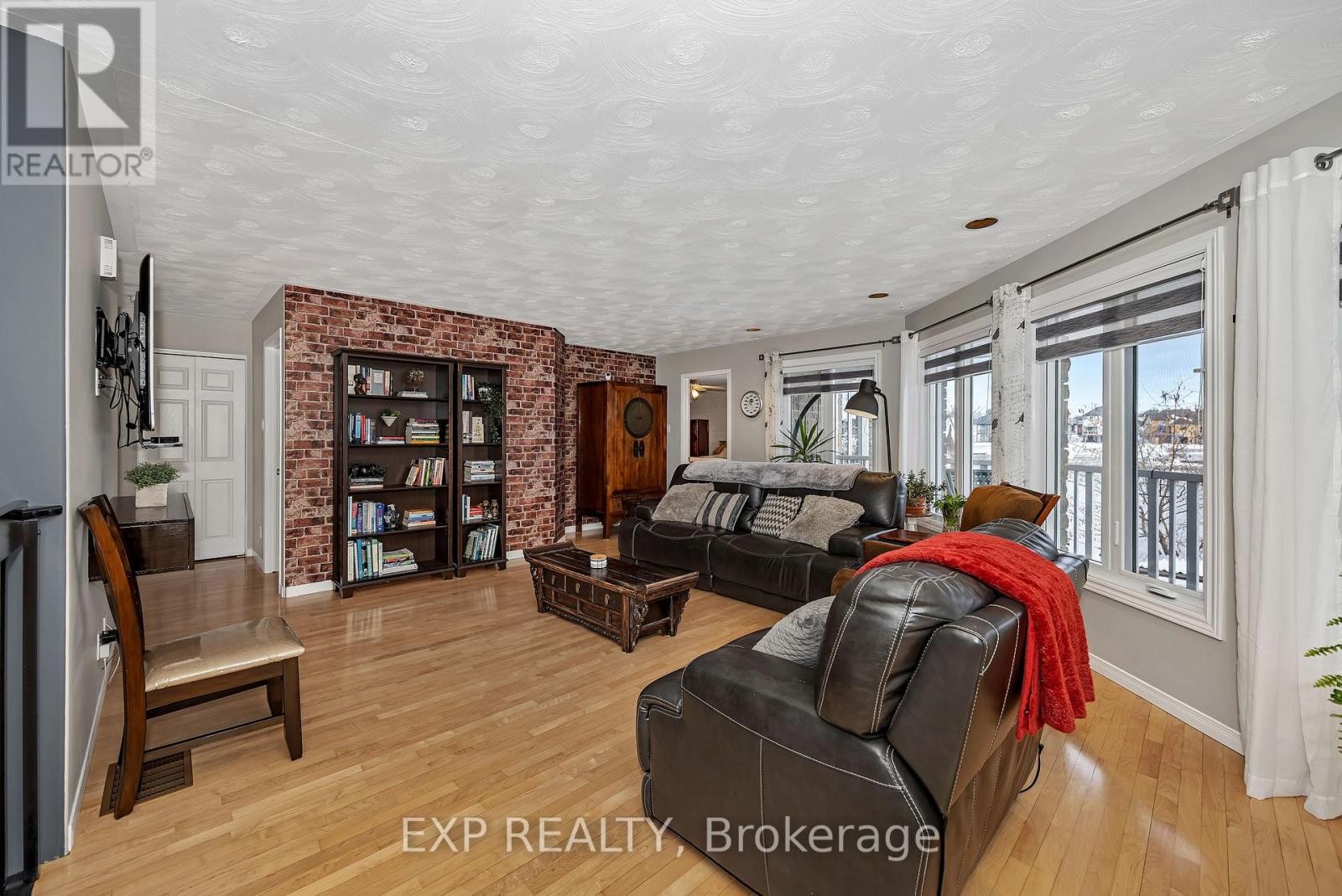 












806 LAVAL STREET

,
Casselman,




Ontario
K0A1M0

