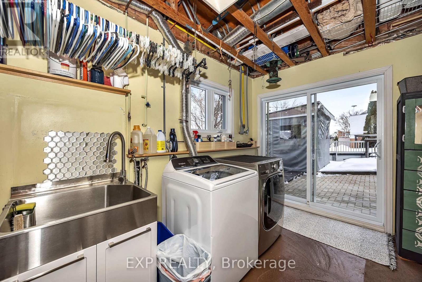 












806 LAVAL STREET

,
Casselman,




Ontario
K0A1M0

