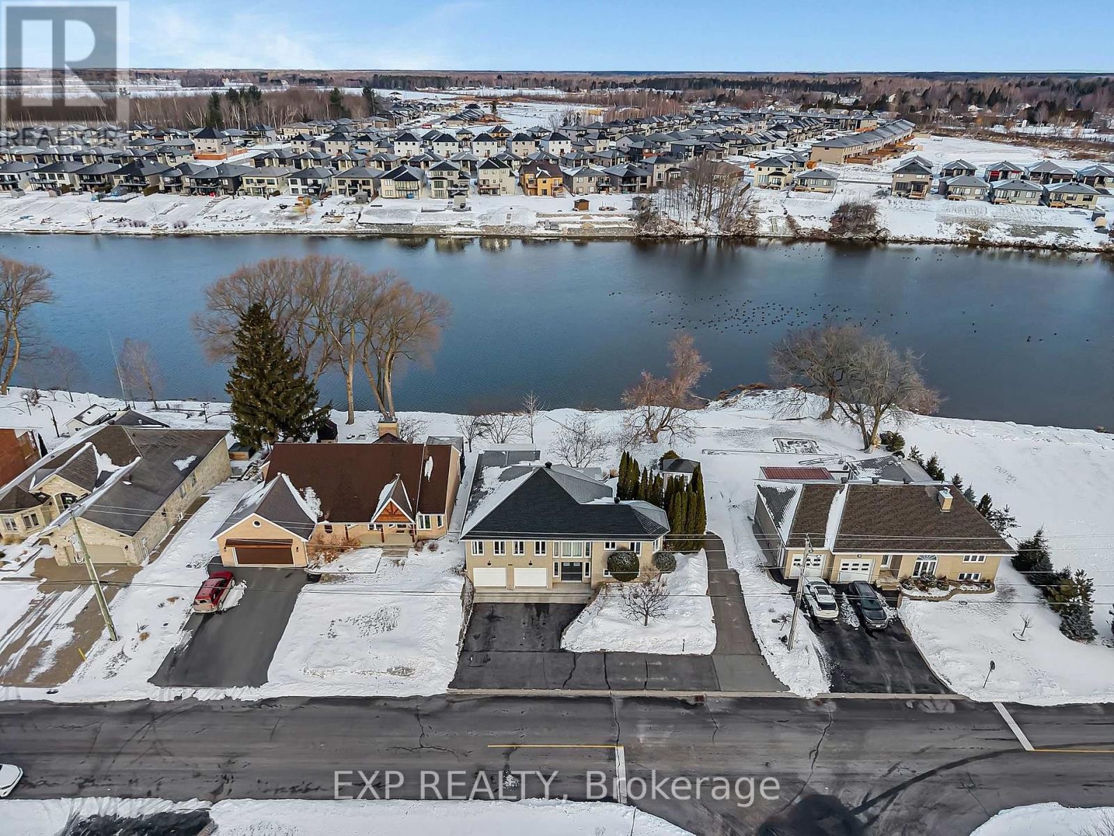 












806 LAVAL STREET

,
Casselman,




Ontario
K0A1M0

