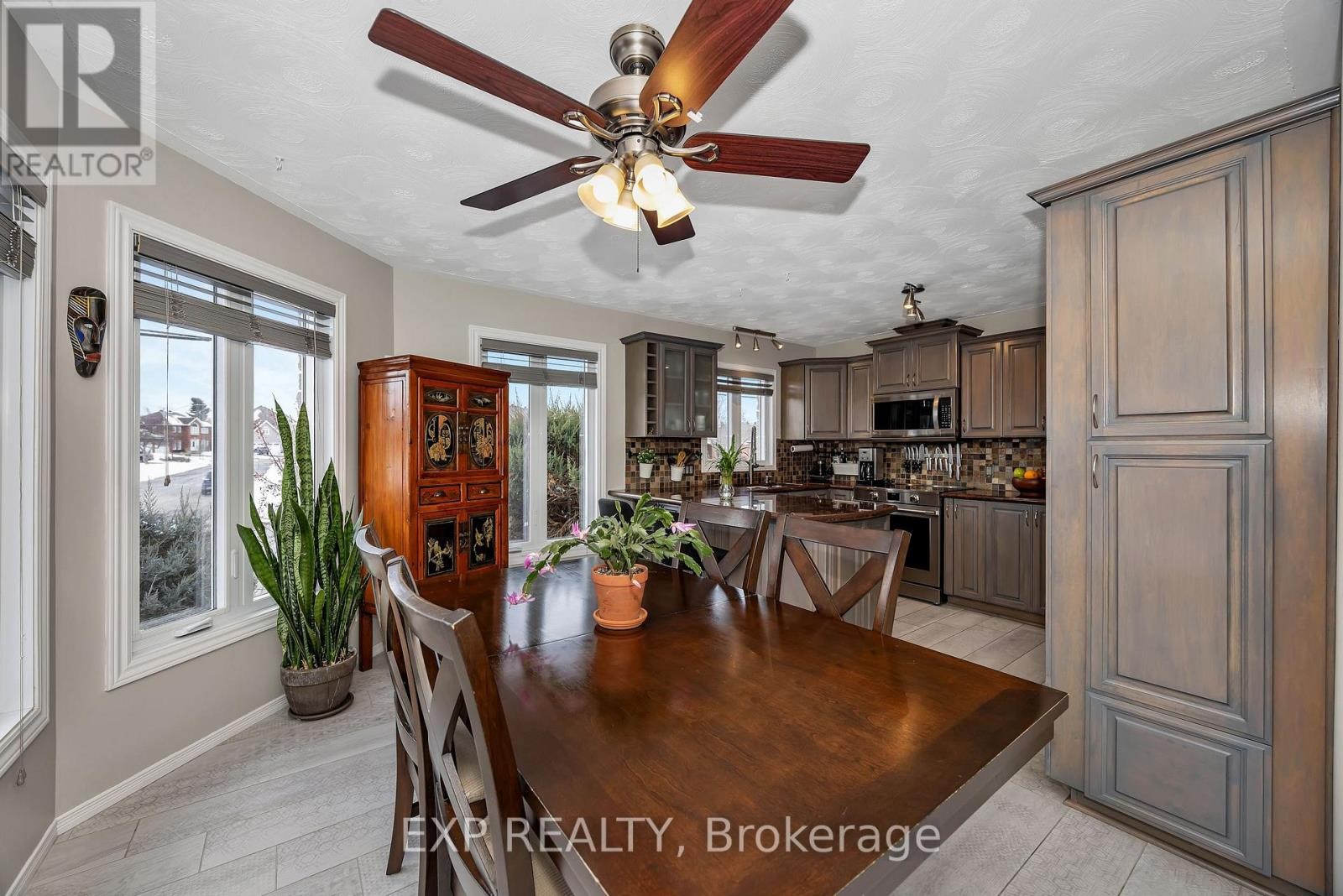 












806 LAVAL STREET

,
Casselman,




Ontario
K0A1M0

