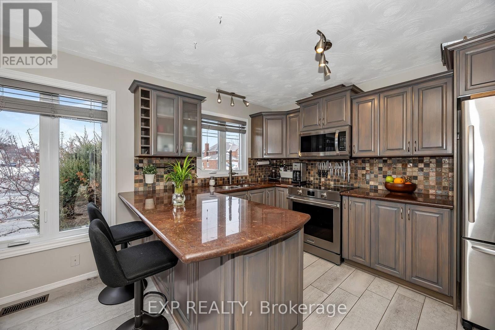 












806 LAVAL STREET

,
Casselman,




Ontario
K0A1M0

