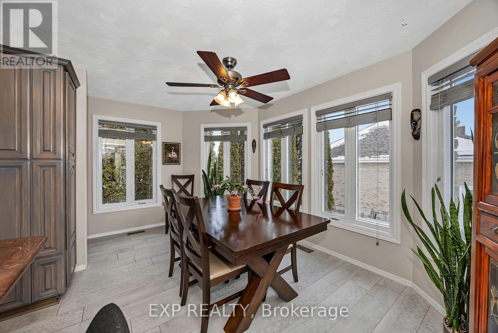 












806 LAVAL STREET

,
Casselman,




Ontario
K0A1M0

